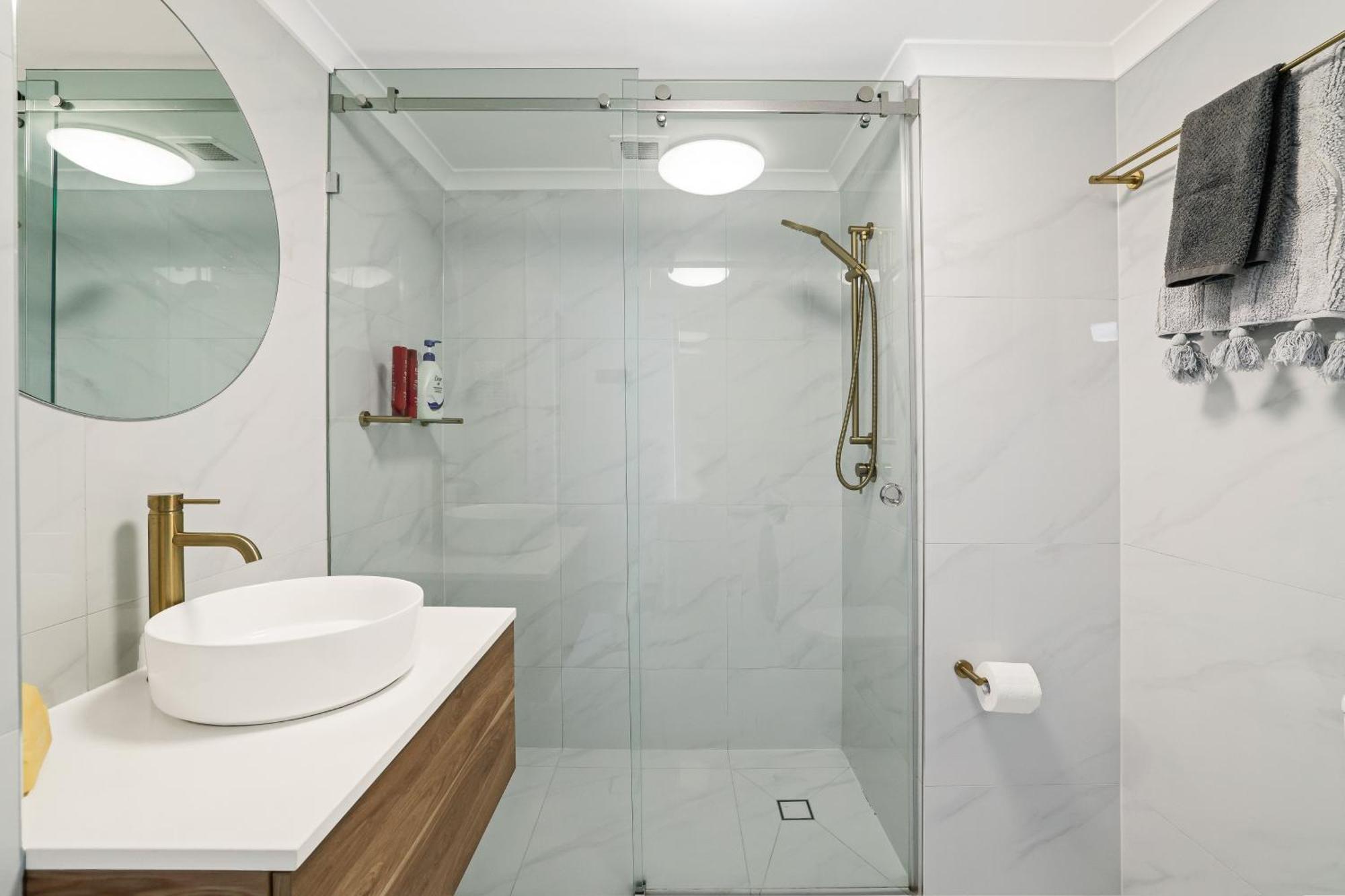 Apartment Unit 2 - Spectacular Sea Views In Surfers Paradise Gold Coast